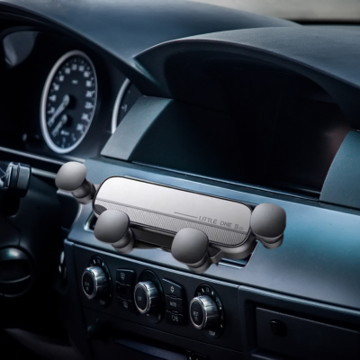 porte telephone voiture sans quitter route yeux