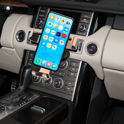 support de téléphone voiture élément décoratif attire regard
